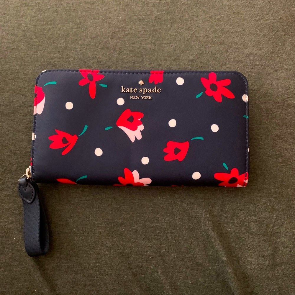 KATE SPADE Chelsea Whimsy Floral Large Continental Wallet 🌺🌹